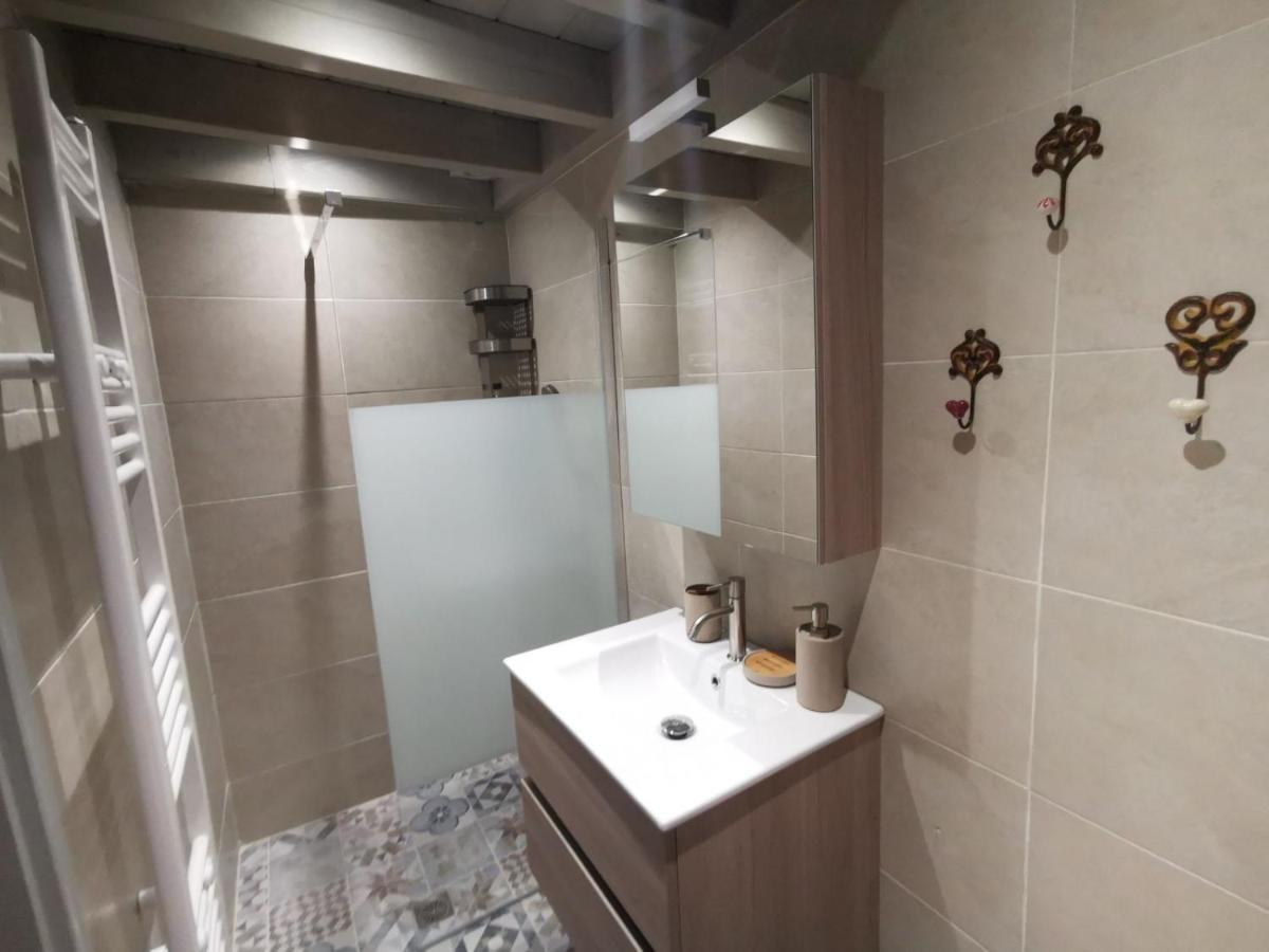 Casa Carina, *